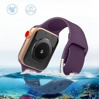 Řemínek pro Apple Watch 49mm / 45mm / 44mm / 42mm - M / L - silikonový - kovová spona (3)