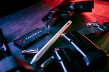 Dotykové pero / stylus TACTICAL Roger Pencil - aktivní provedení - USB-C nabíjecí - černé (4)