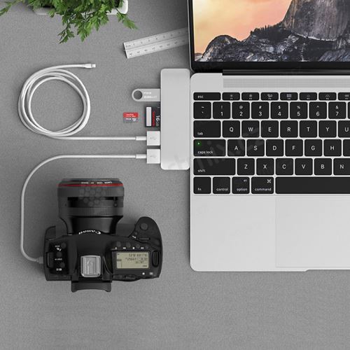 Dokovací stanice / port replikátor pro Apple MacBook Pro - 2x USB-C na 2x USB-C + HDMI + 2x USB-A + SD